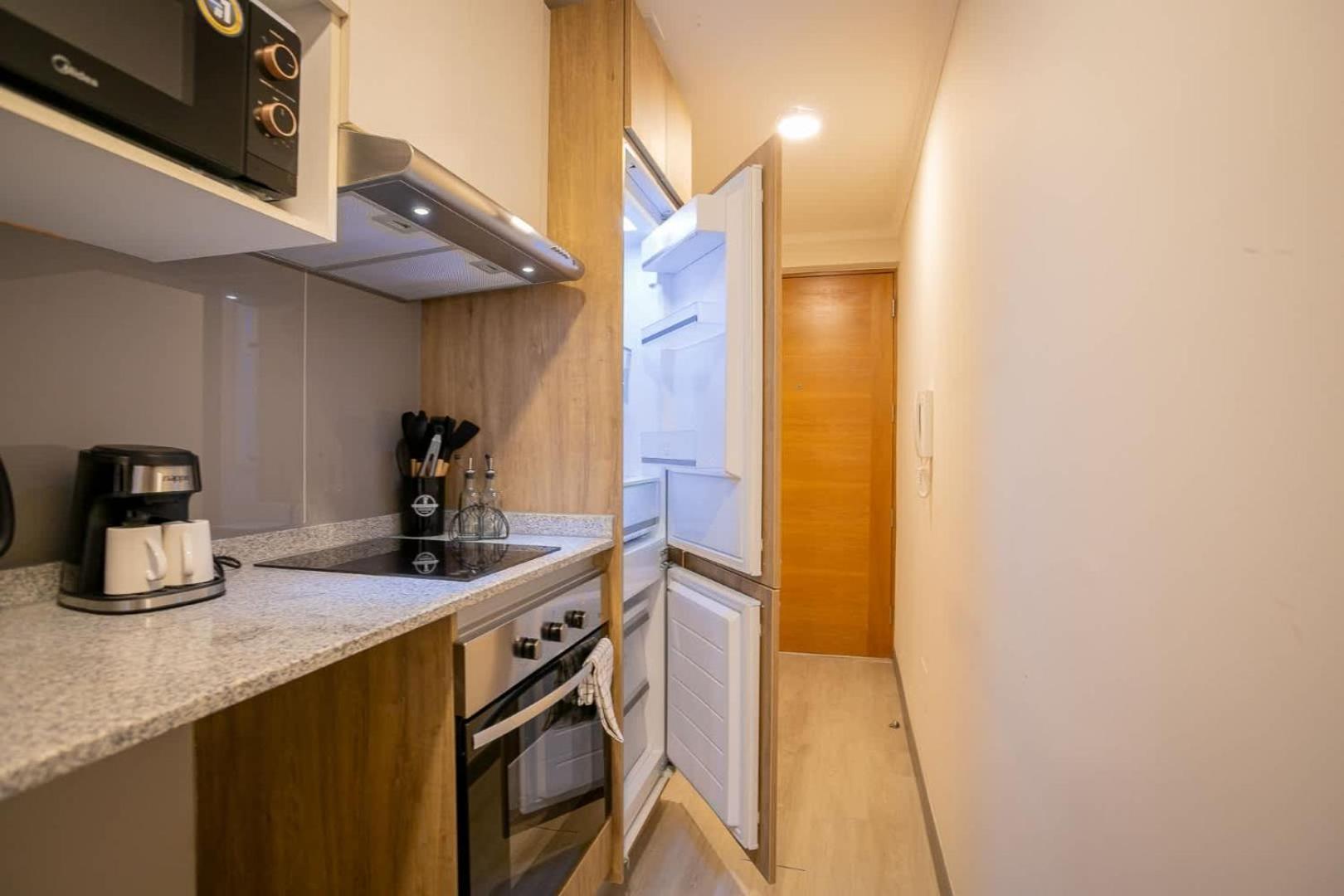 Downtown Vibes W Gym & Grill Apartamento